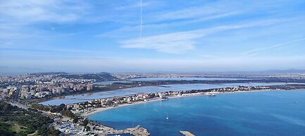 Room in Apartment - La Palma Double Room With Balcony Lapalmarooms