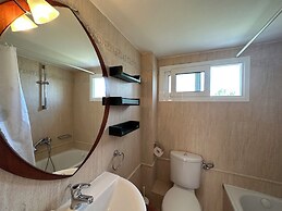 Relax in This Sithonia Property With Great Ocean Views