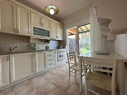 Relax in This Sithonia Property With Great Ocean Views