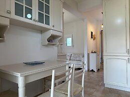 Relax in This Sithonia Property With Great Ocean Views