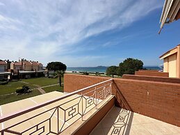 Relax in This Sithonia Property With Great Ocean Views