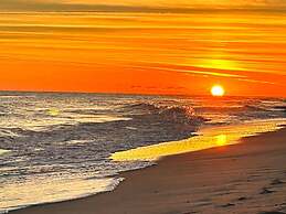 Sandy Toes 7028 2 Pools Beach New New