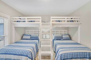 Sandy Toes 7028 2 Pools Beach New New