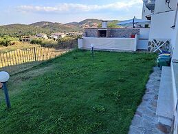 Villa 6 Beds Just Minutes From San Teodoro