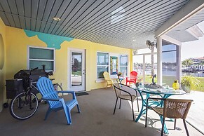 Room-flamingo Room on the Cotee River