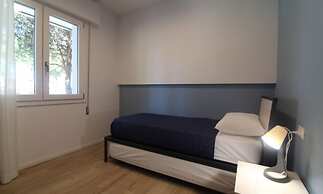 Apartment in a Small Building Near the Beach