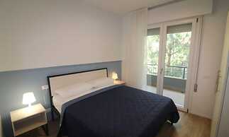 Apartment in a Small Building Near the Beach