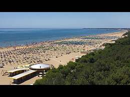 Luminous Seaside Villa in Lignano Riviera