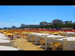 Luminous Seaside Villa in Lignano Riviera