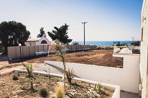 Starlight Villa Guro - 4bd, 4ba, 4min To Beach