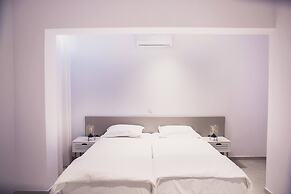 Starlight Villa Guro - 4bd, 4ba, 4min To Beach