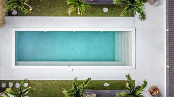 Villa Surga Blue by Alfred in Bali