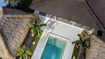 Villa Surga Blue by Alfred in Bali