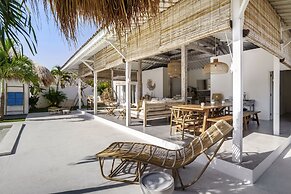 Villa Surga Blue by Alfred in Bali