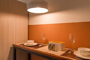 Neu Suites Residence Kuala Lumpur, Roam