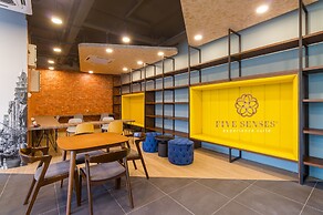 Neu Suites Residence Kuala Lumpur, Roam