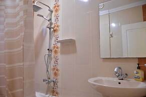 Charming 3-bedroom Apartment in Alexandria With City View