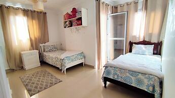 Charming 3-bedroom Apartment in Alexandria With City View