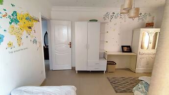 Charming 3-bedroom Apartment in Alexandria With City View