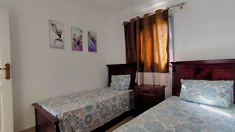 Charming 3-bedroom Apartment in Alexandria With City View