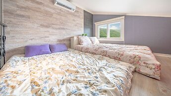 Chuncheon Thegangchon Pension