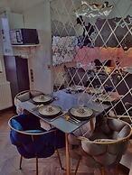 The Royalty Apartment old Town Center