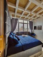 The Royalty Apartment old Town Center