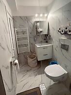 The Royalty Apartment old Town Center