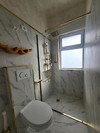 The Royalty Apartment old Town Center