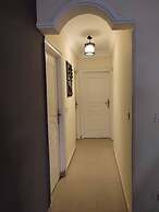 Females Only Host Is Woman Citycenter Near All