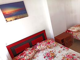 Quiet Apartment by the sea Num9495