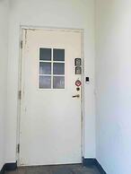 Bjurvik's Villa - Flat 2 - Business Customers Only