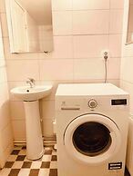 Bjurvik's Villa - Flat 1 - Business Customers Only