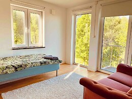 Bjurvik's Villa - Flat 1 - Business Customers Only