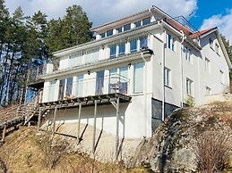 Bjurvik's Villa - Flat 1 - Business Customers Only