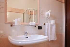 Idyllic Residence Cala Viola Studio Sleeps 2