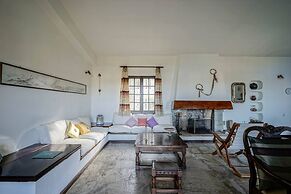 Sonia Rustic Mansion - 5bd 30 Sec Walk T