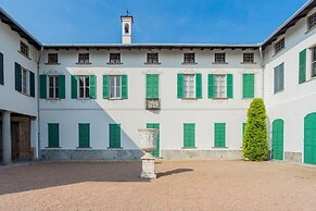 Luxury Apartments in Villa Cardinal Ciceri