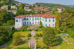 Luxury Apartments in Villa Cardinal Ciceri