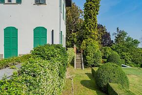 Luxury Apartments in Villa Cardinal Ciceri