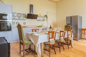 Luxury Apartments in Villa Cardinal Ciceri