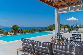 Carpe Diem Villa - Luxurious, 1,5km From The Beach