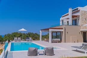 Carpe Diem Villa - Luxurious, 1,5km From The Beach