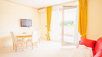 Relais du Lac Village - Italian Homing