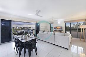 Zen on Stuart - 3 Bedroom Penthouse