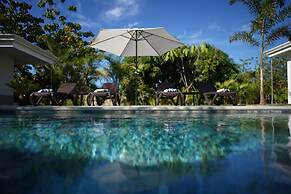 Duna Property - 2 Villas 2 Pools 7 Br Luxury Oasis Centrally Located