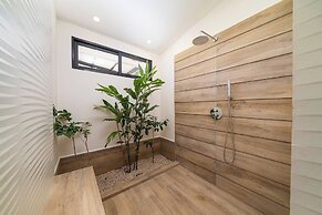 Duna Property - 2 Villas 2 Pools 7 Br Luxury Oasis Centrally Located