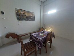 OYO 92644 Onong's Homestay Near Dodikjur Rindam XIII/Merdeka