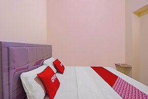 OYO 92687 Alnindo Makaliwe