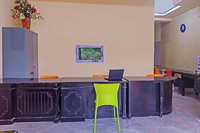 OYO 92687 Alnindo Makaliwe